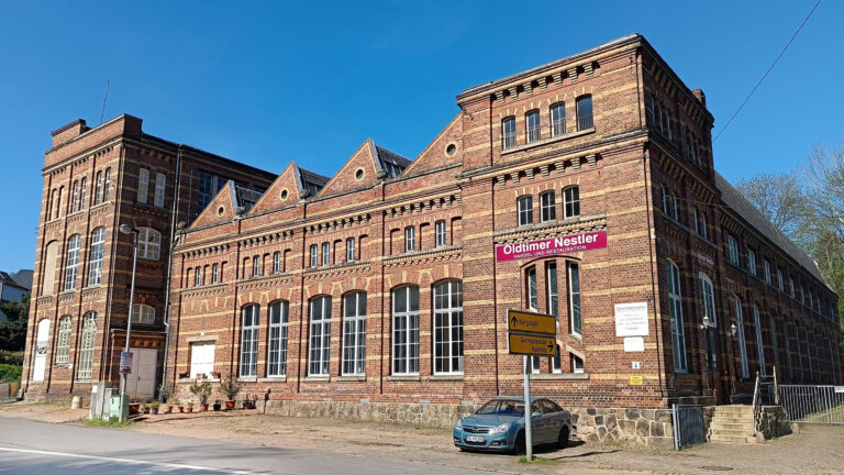 Aussenansicht Alte Plüsche in Mittweida